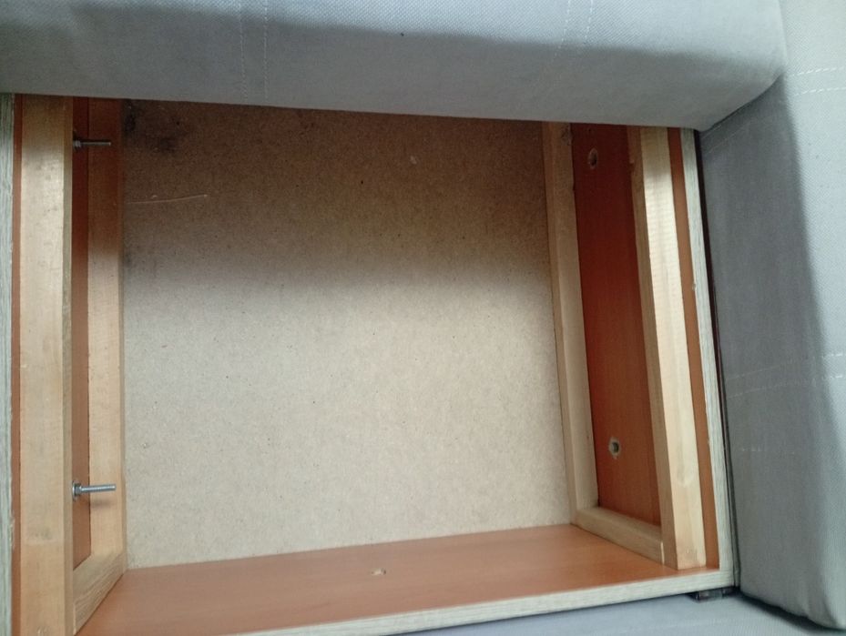 Продаеться угловой диван