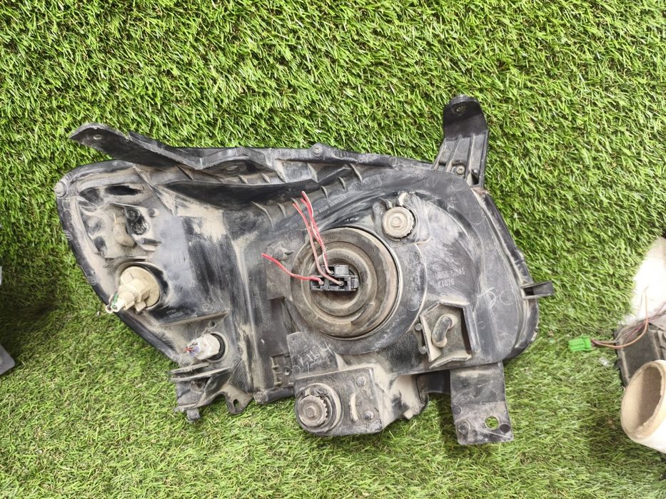 Фары Mazda BT-50