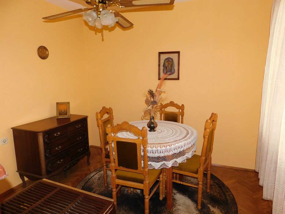 4-стаен апартамент с ГАРАЖ, Център, Търговище, 98 кв.м.