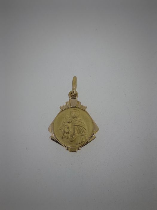 Pandantiv cu doua fete aur 18k 1.24gr (r)