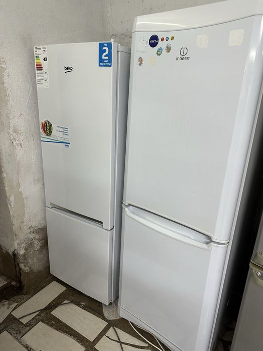 Есть белые и серые и черные