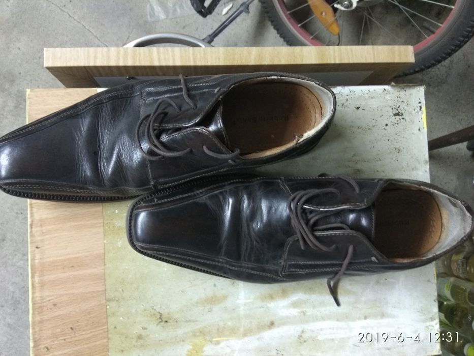 Обувки кожа 40-ти номер 20лв