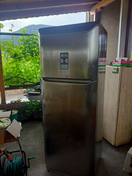 Хладилник АРИСТОН