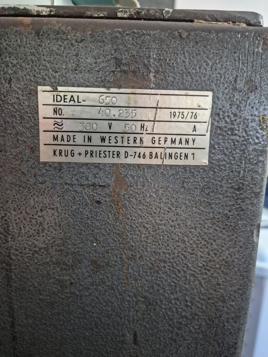 Ghilotină electrică IDEAL 650 mm – 800 coli – profesională – 230V