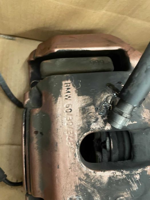 BMW F06 F12 F13 640i Msport спирачки спирачни апарати