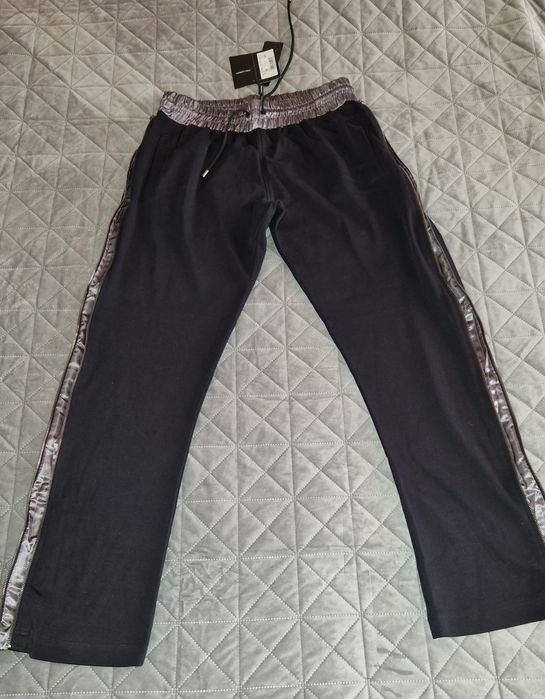 Ново мъжко долнище на анцуг