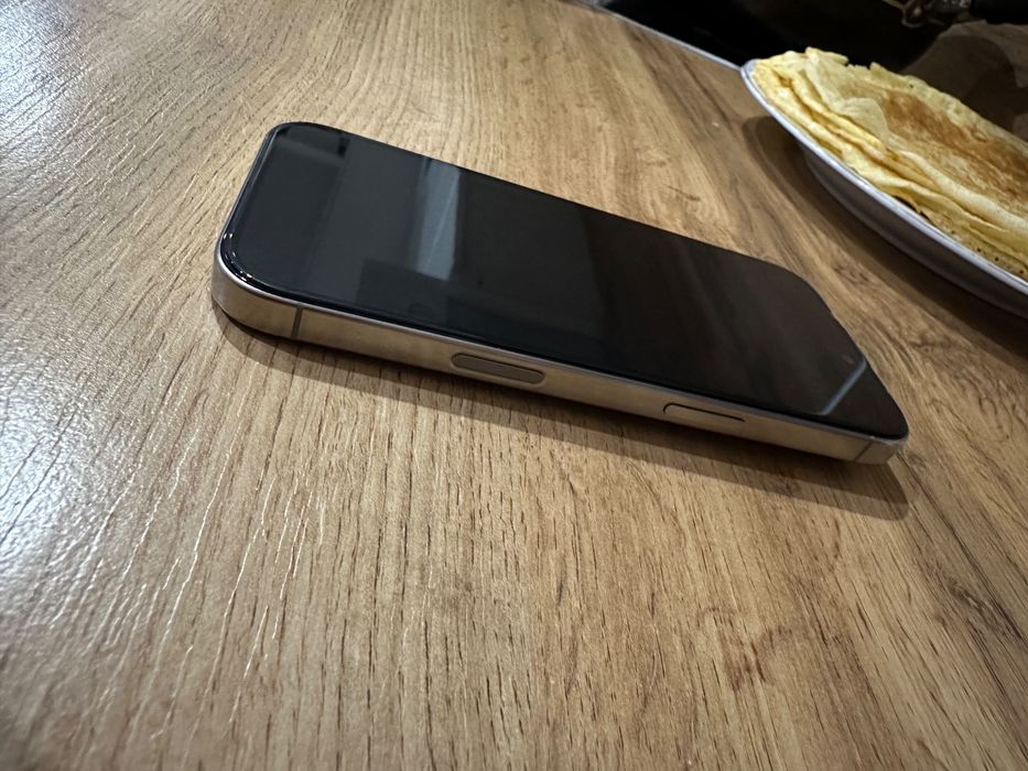 iPhone 16 Pro 128GB Natural Titanium