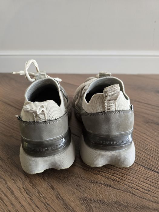 Кроссовки детские