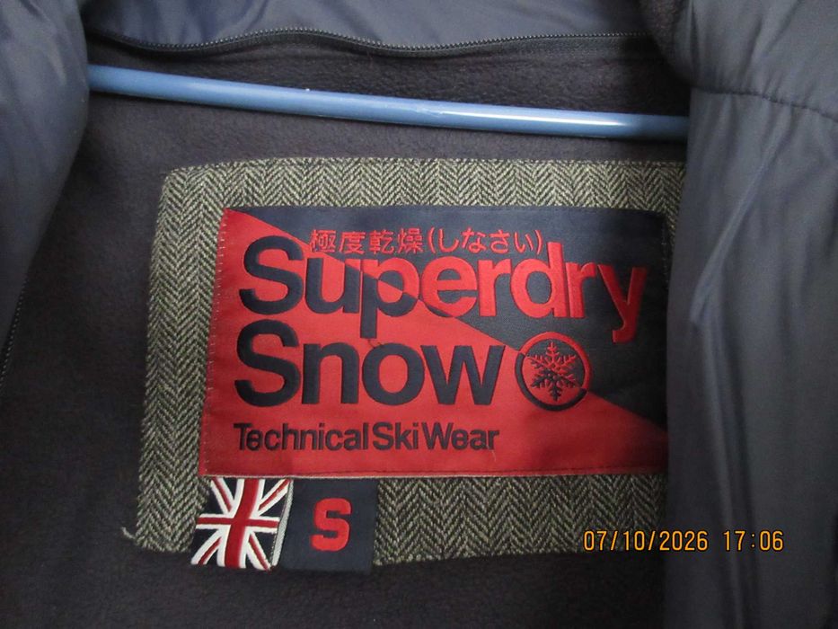 Geaca tehnica Superdry