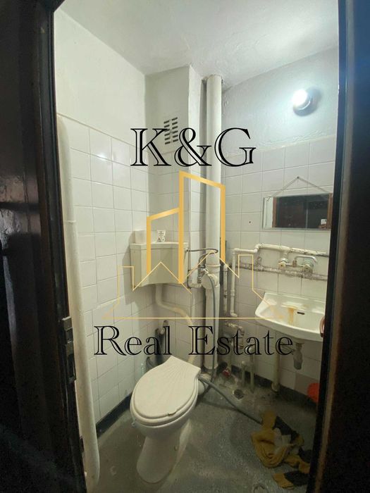 Продава се Двустаен апартамент в Разград, Бели Лом - 62 кв.м за 1210 €/кв.м - Снимка #3