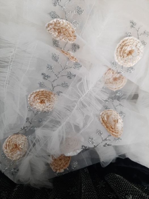 Kelin ko'ylak. sarpoga juda yaxshi variant.