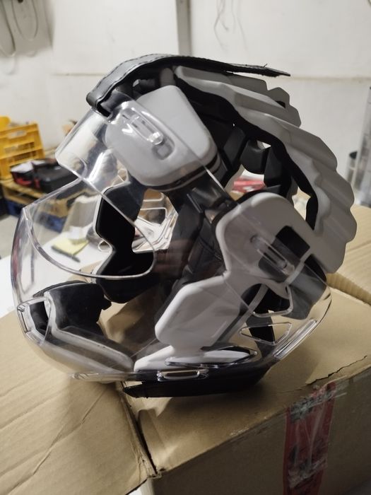 Каска за карате "Аймзбд"