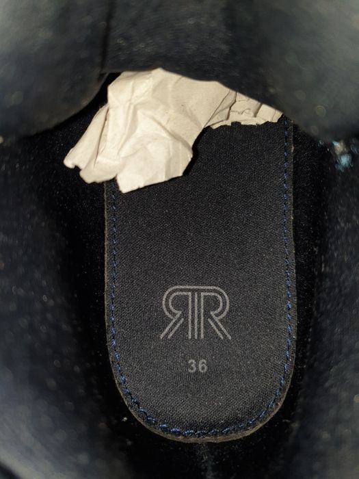 Дамски обувки номер 36 неразличими от нови