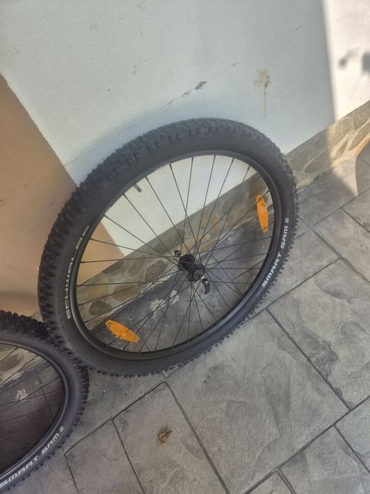 Roti bicicleta 29 noi WTB de pe un Cannondale+anvelope SCHWALBE noi late