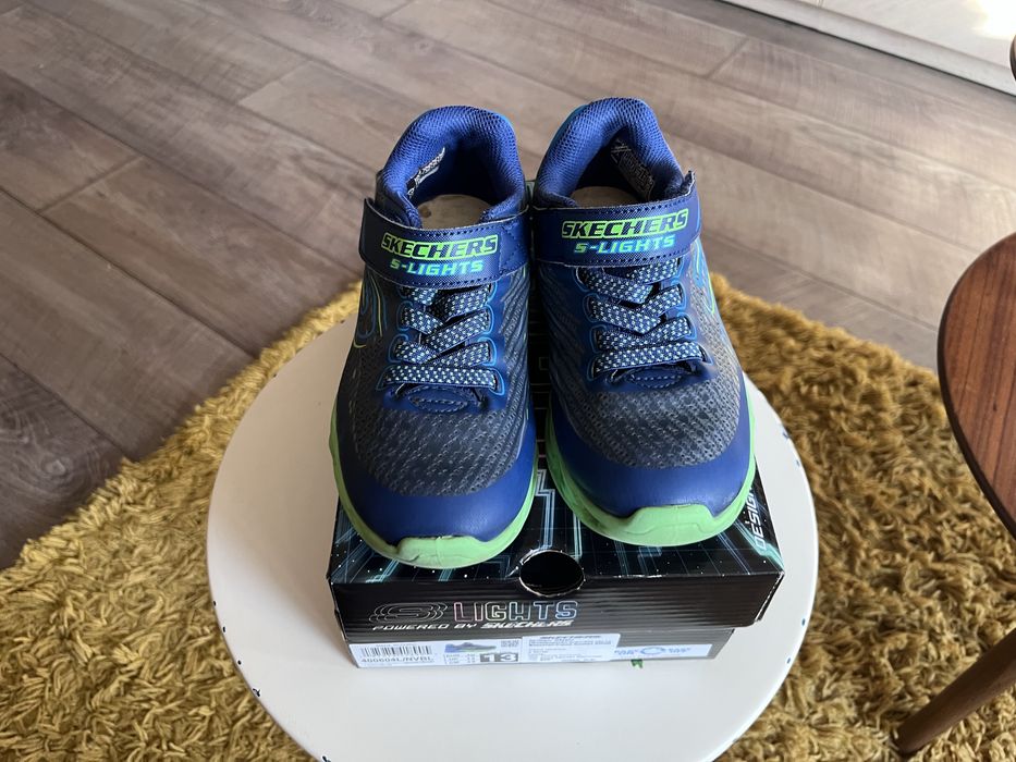 Маратонки Skechers Vortex с LED светлини