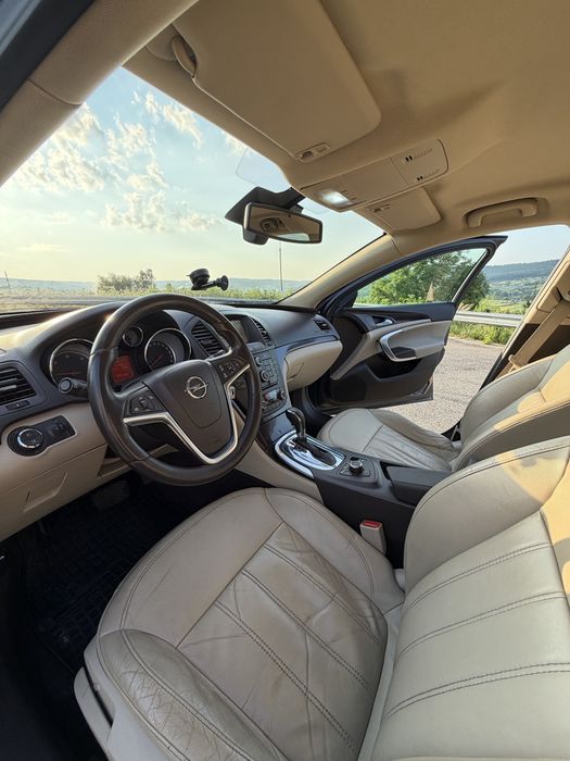 Opel Insignia, 2009
