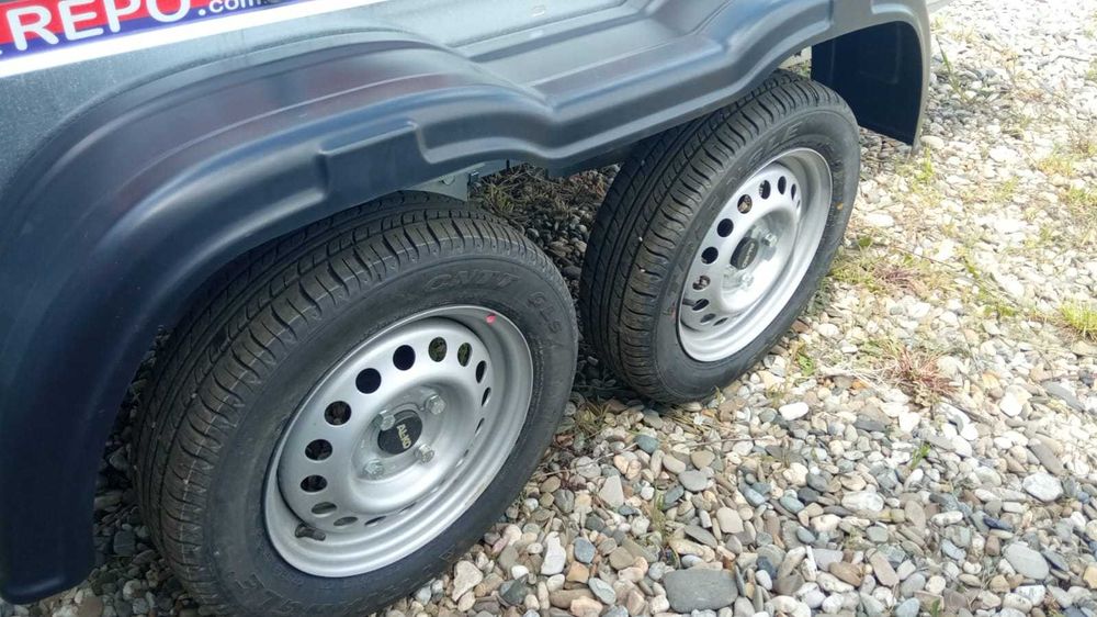 Remorca Repo 750 Kg 2 axe  3000x1600 mm --- PLATA IN RATE