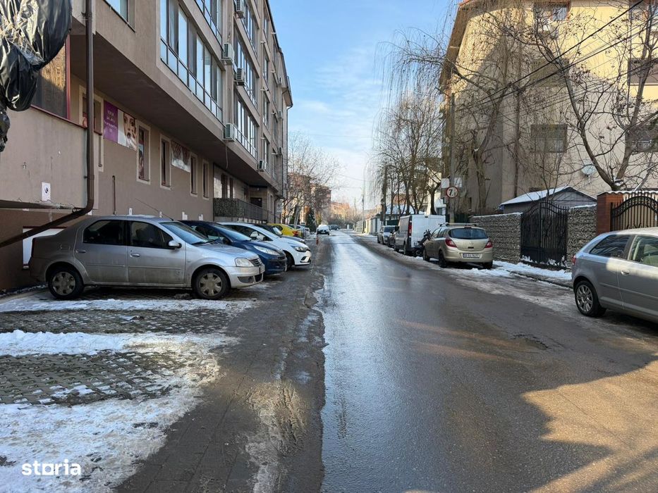 Spatiu Comercial | Piscina | Parcare | Fundeni-Dobroesti |