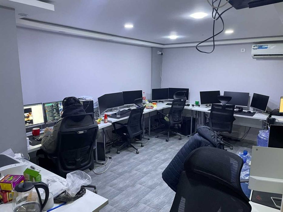 Ofis Ahmad Donishda arendaga beriladi