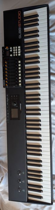 Controller Midi Studiologic SL88Studio