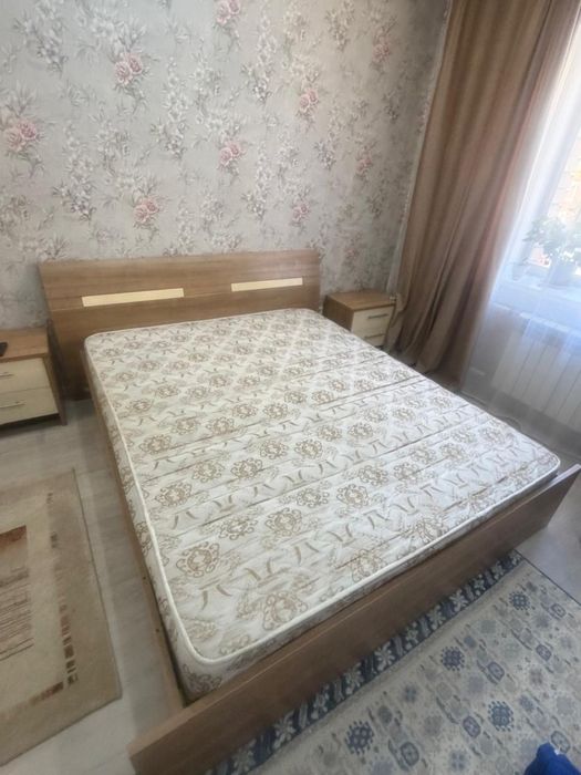 Кровать двуспальная