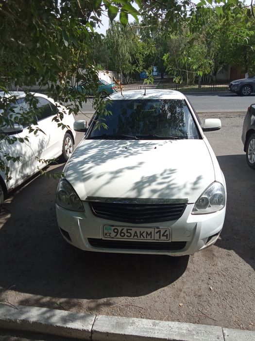 Продам приору 2013год