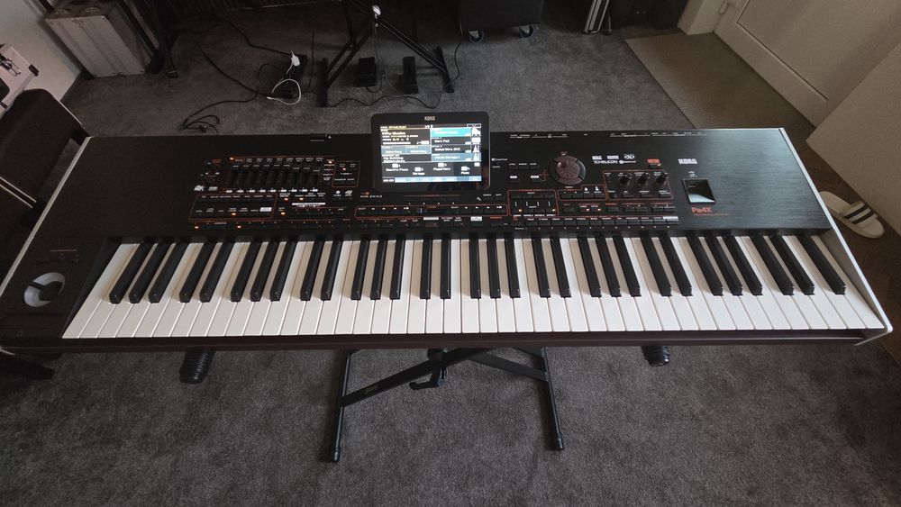 Vand Korg pa4x 76 cu SET