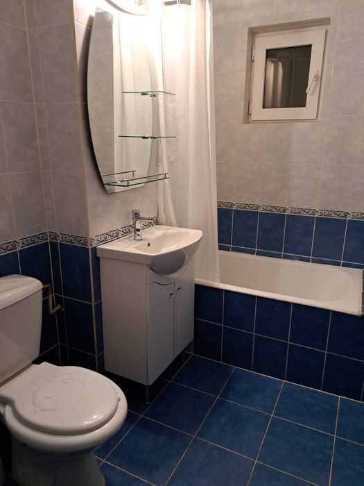 Inchiriez apartament 2 camere decomandate, Rovine (vis-a-vis de Profi)