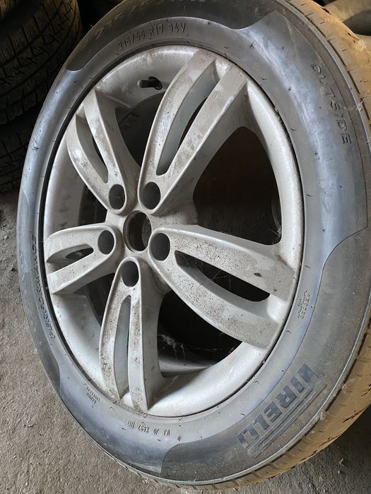 Продам комплект дисков с резиной