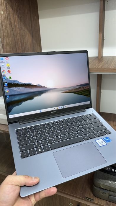 Ноутбук Huawei / Core i3-12 / ozy 8gb / SSD 512 / Daemmoney Lombard