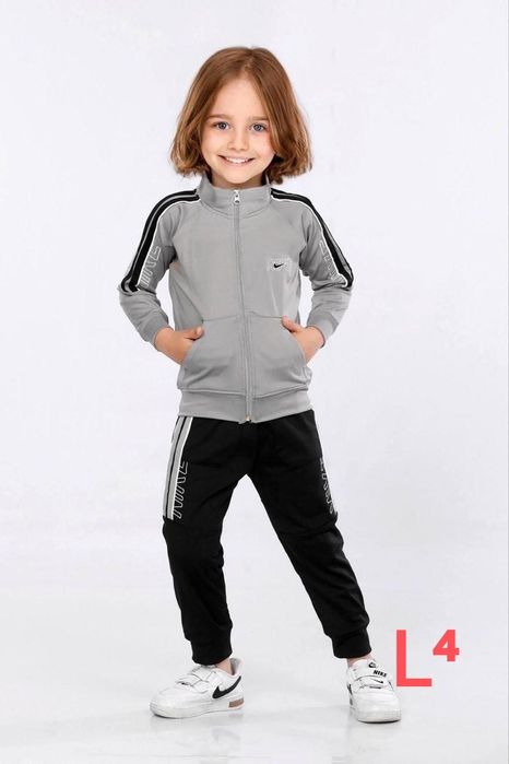 Детски екипи за момче и момиче