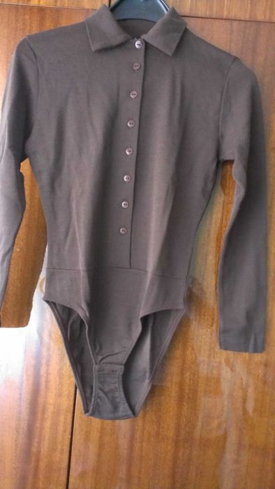 Вълнено боди „Вайолет“-ново ,Италианско,кафяв цвят,размер L .