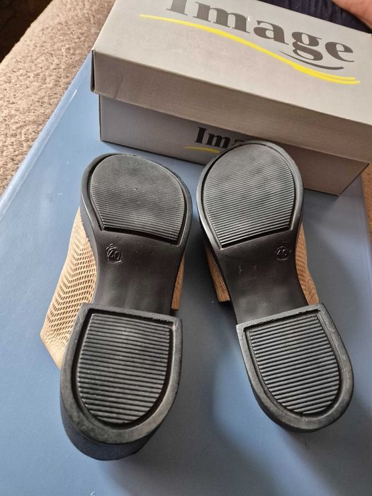 Saboți pentru damă, realizați din piele naturală, marime 40