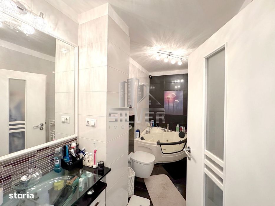 Apartament cu 3 camere/63mp/zona Eroilor.