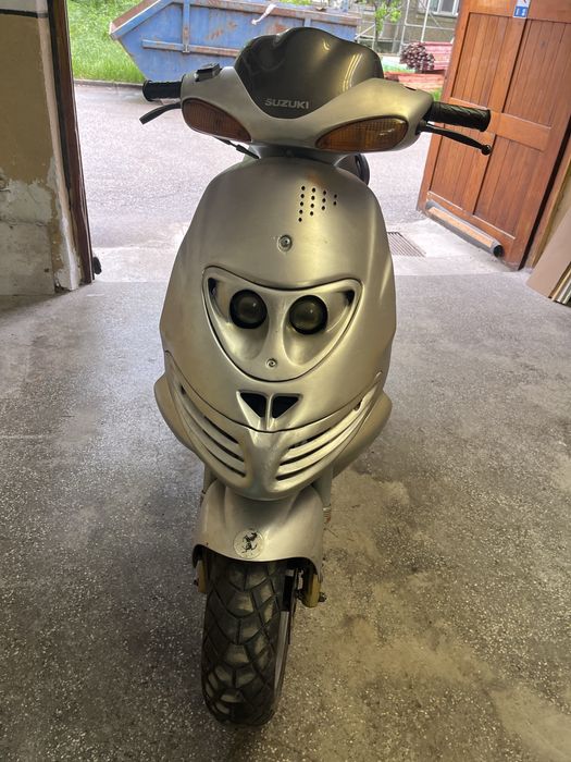 Скутер Suzuki Katana AY50