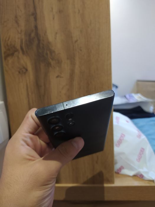 Samsung S22 Ultra holati ideal