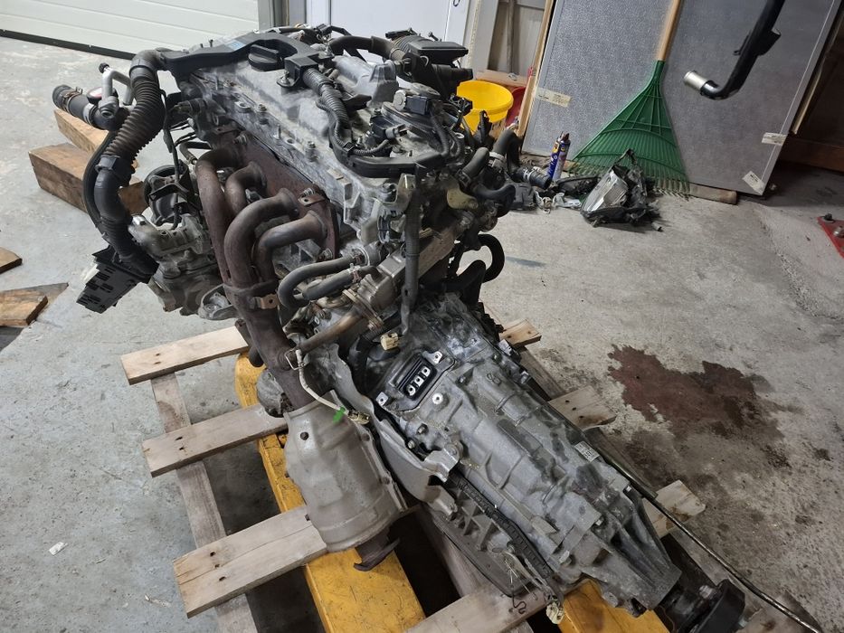 Motor si cutie viteze lexus is 300h