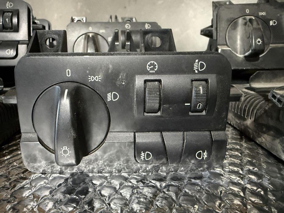 Ключове за светлините за BMW E46