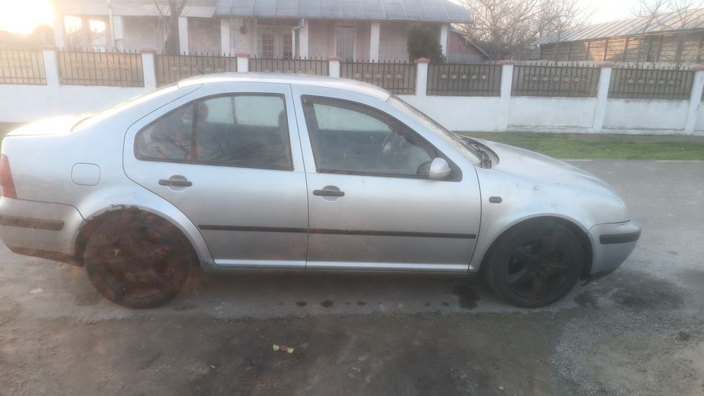 Vând ww bora 1.9alh