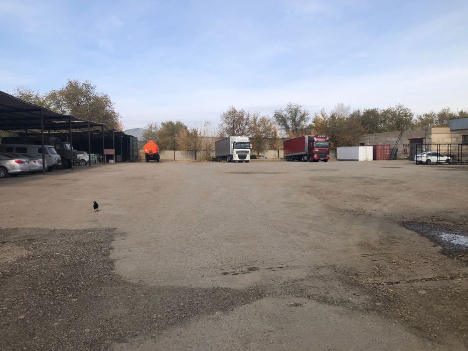 Стоянка для грузовых машин