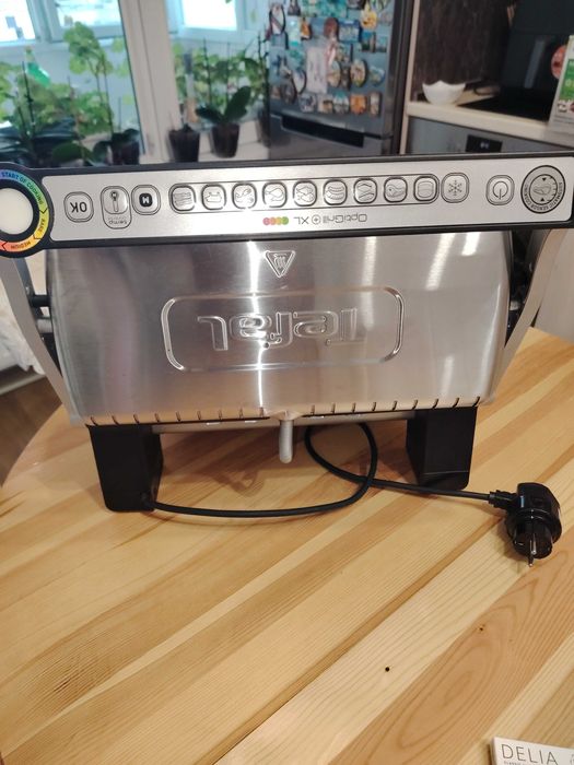 Продавам Опти грил Тефал