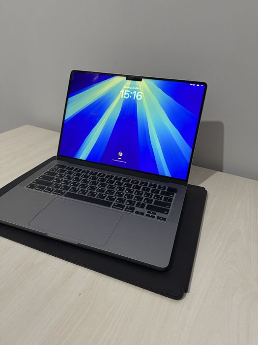 MacBook pro M1 PRO 14inch 16gb / 1tr