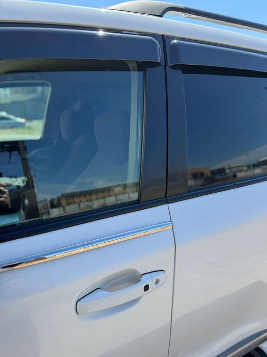 Утеплитель капота Toyota land cruiser 200/lx570