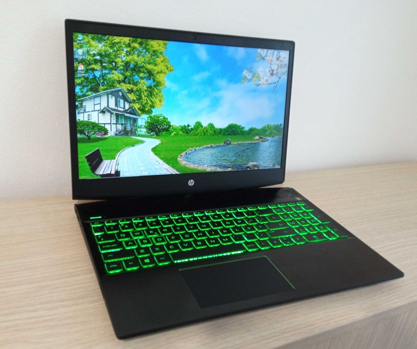 Laptop RTX 3050 TI TITANIUM EXTREM GAMING 144Hz RATA REFRESH ecran 15.6 inch nvme SSD placa video dedicata NVIDIA RTX TI 2 placi video 7