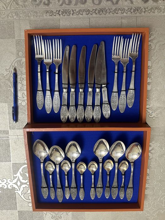 Набор вилок и ложек винтаж