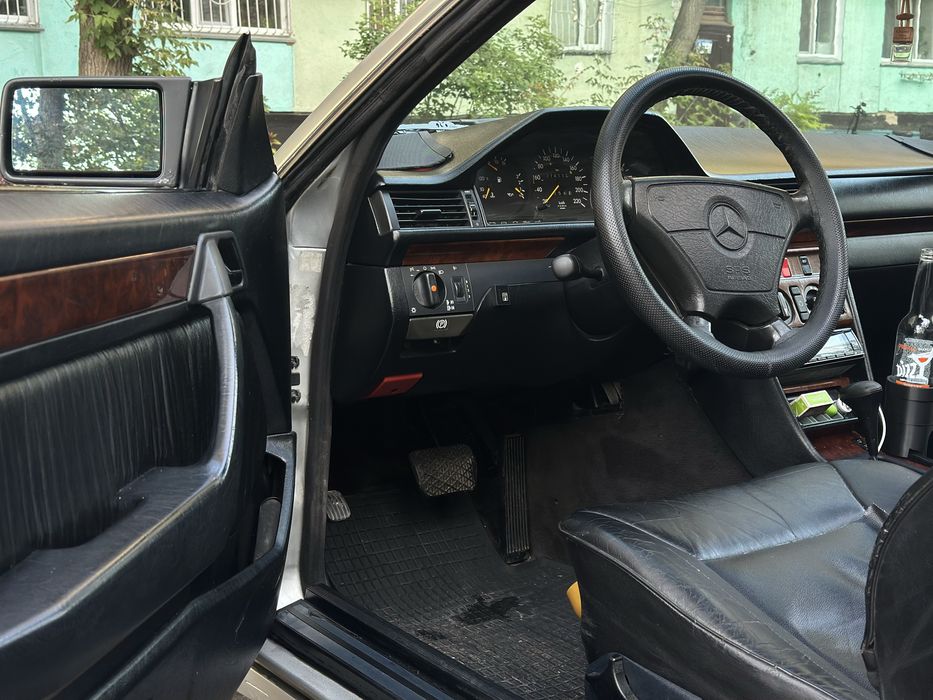 mercedes benz e class w124 e220