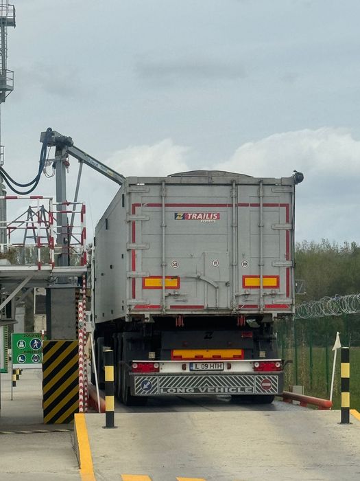 Semiremorcă cereale 55m cubi