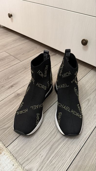Ghete soseta Michael Kors