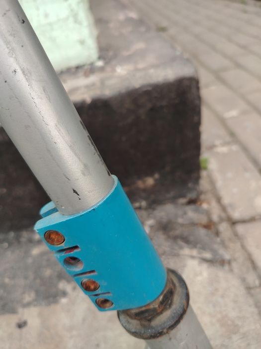 Продаю запчасти от самоката
