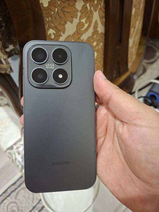 Xiaomi 17  sotiladi